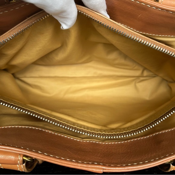 🔥AUTHENTICATED Celine Leather Handbag - Picture 10 of 16